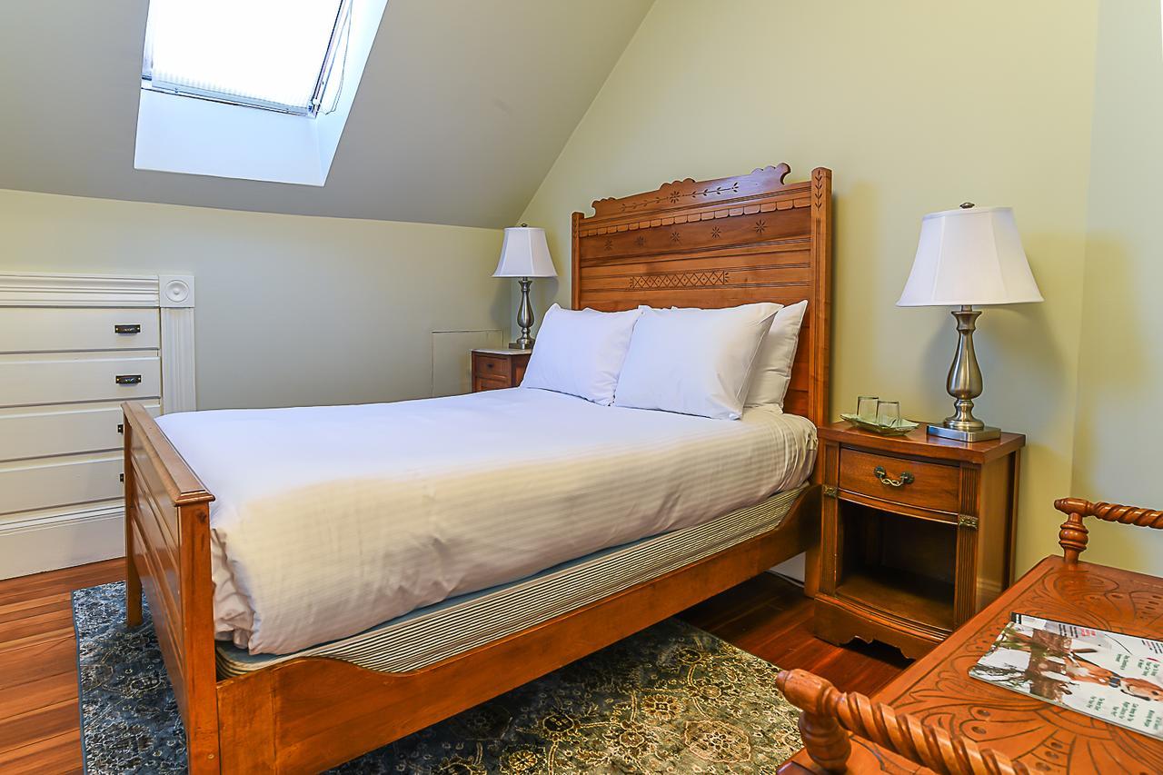Windsor Mansion Inn Екстер'єр фото