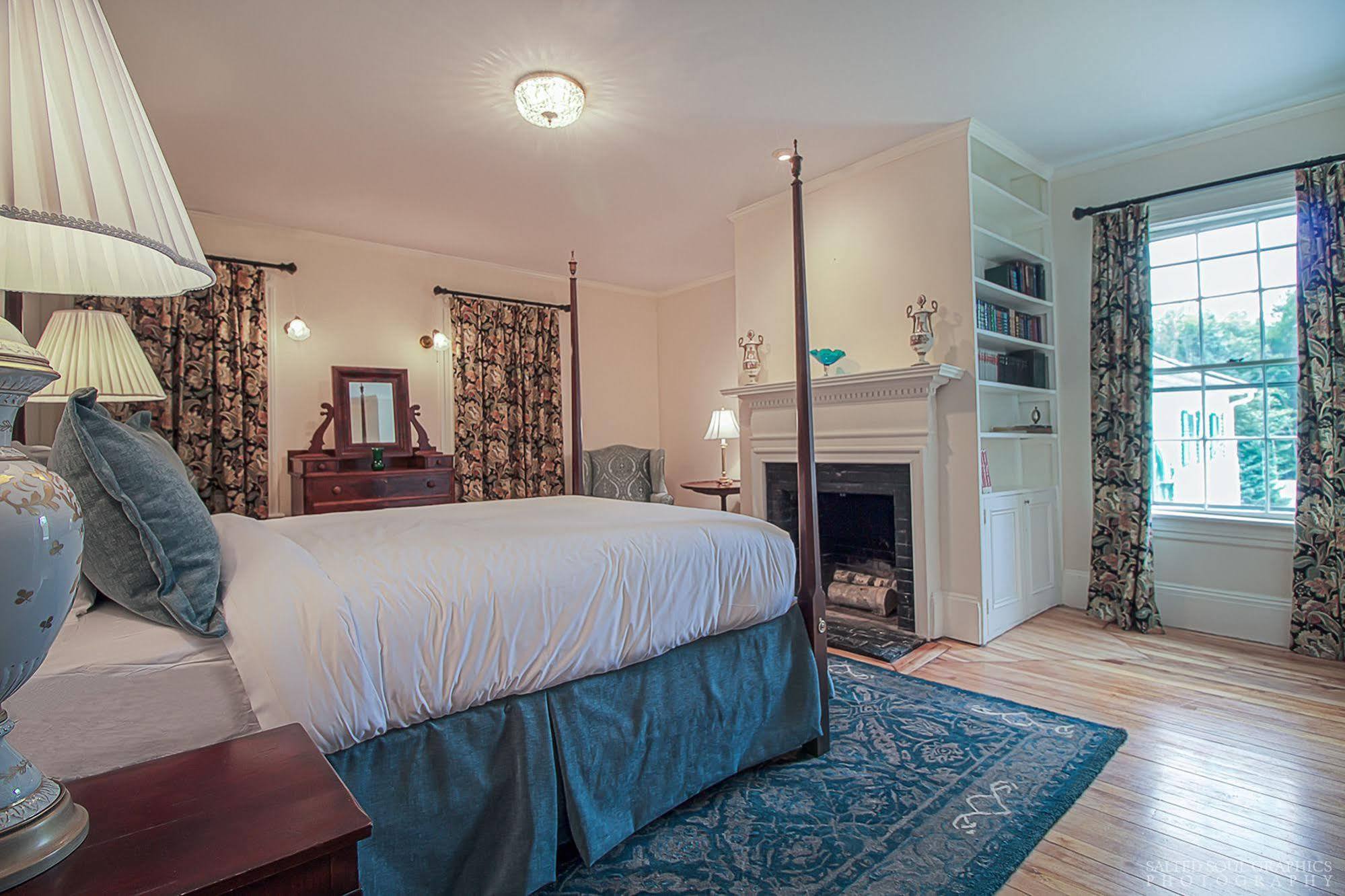 Windsor Mansion Inn Екстер'єр фото