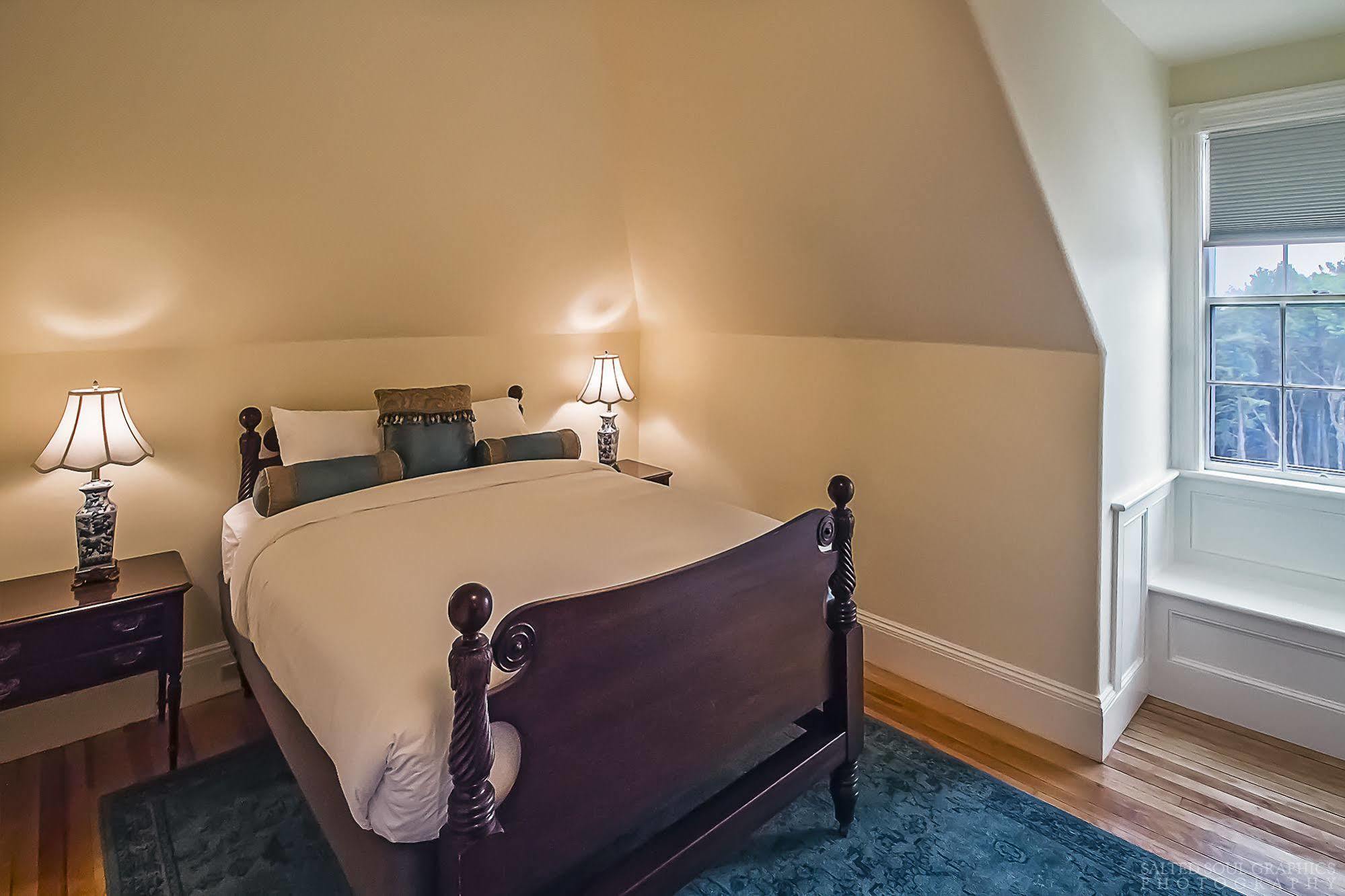 Windsor Mansion Inn Екстер'єр фото
