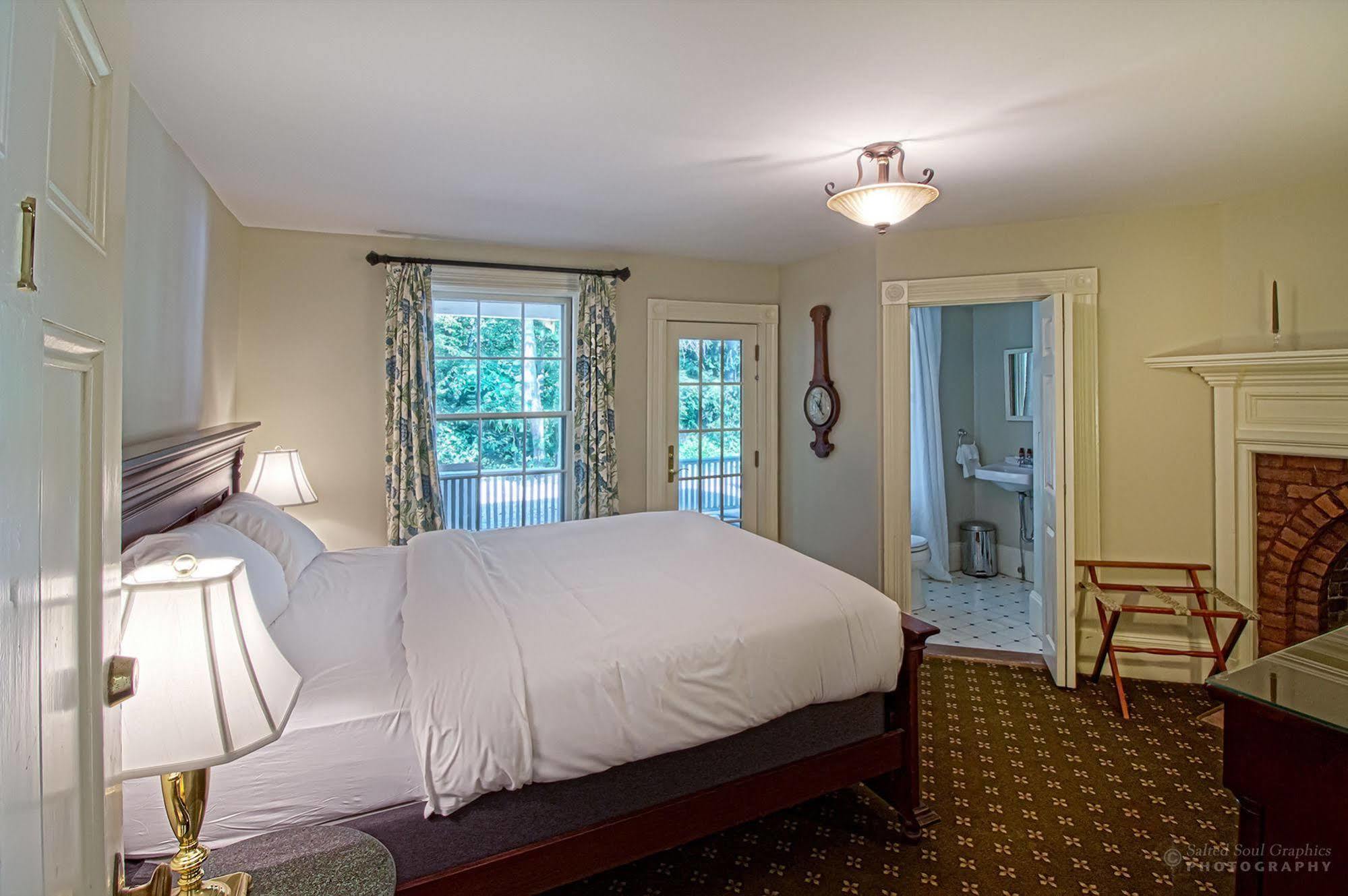 Windsor Mansion Inn Екстер'єр фото